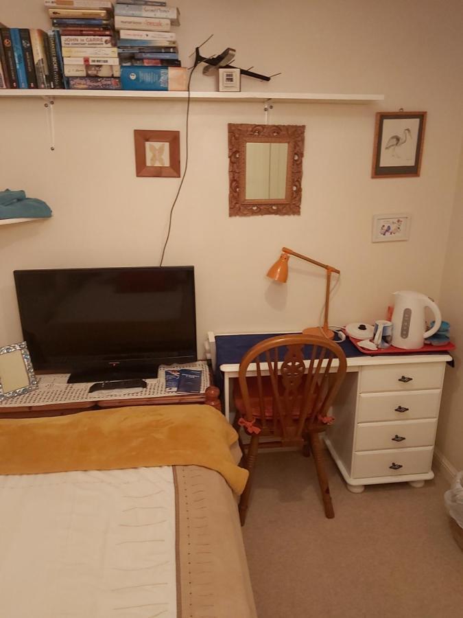 Homely Haven, 邓弗姆林 外观 照片